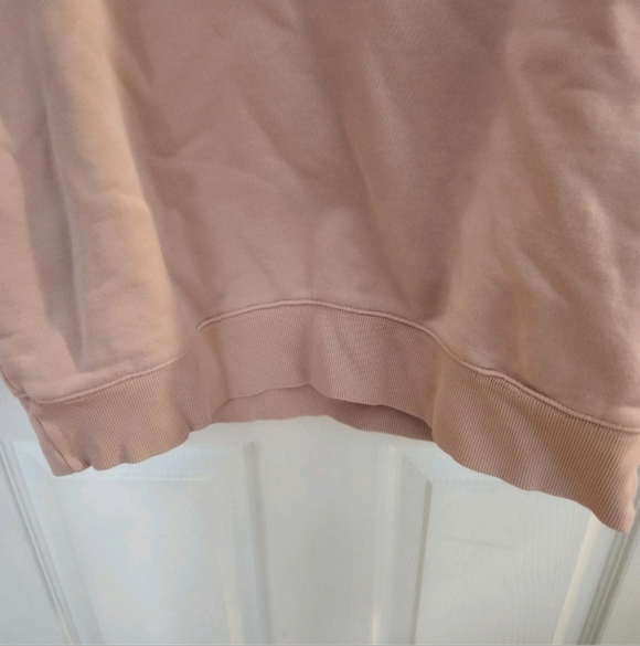 Aritzia TNA Boyfriend Crewneck Cozy AF Fleece Crewneck Sweatshirt SZ Small Pink - Picture 2 of 7